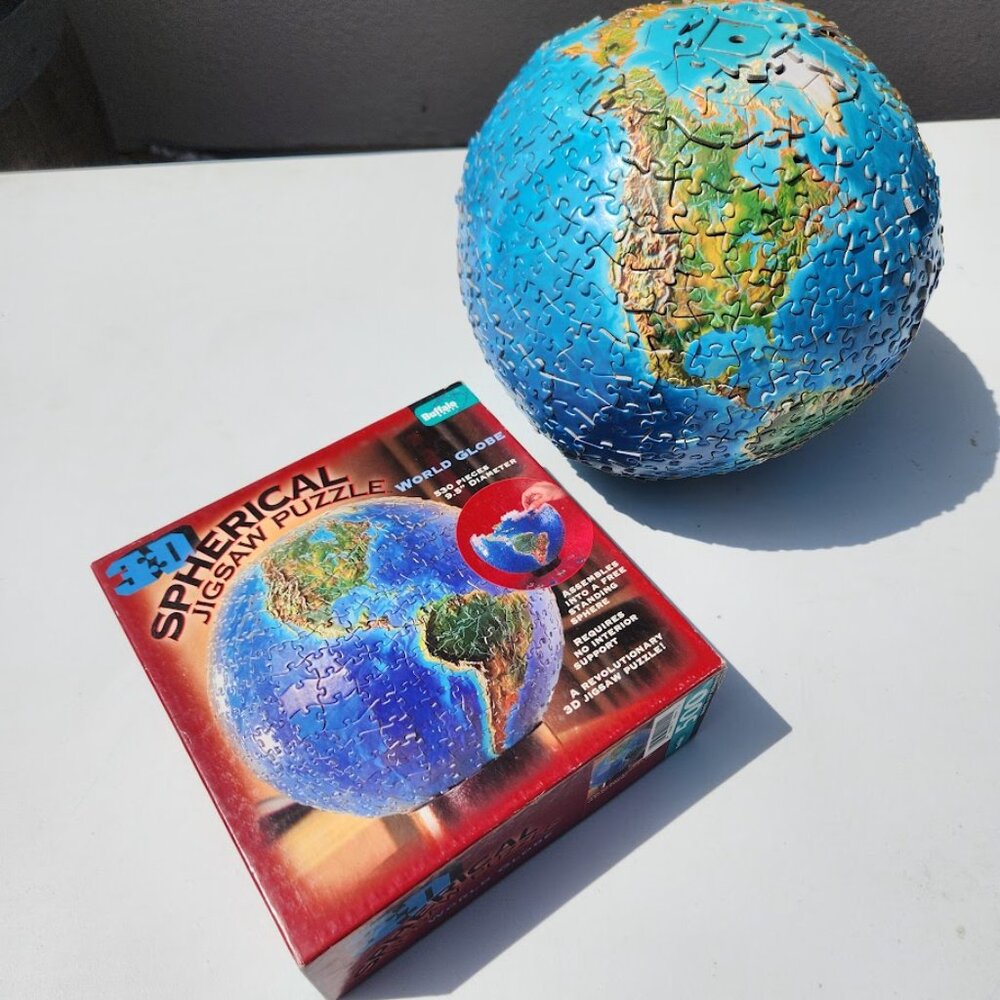 3D Spherical Puzzle World Globe 9.5" Diameter 530 Pieces Geography Free standing - Picture 9 of 14